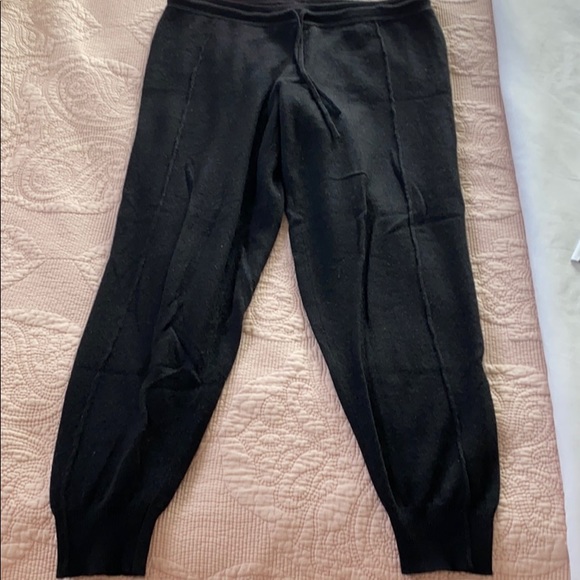Saks Fifth Avenue Pants - Saks fifth Avenue cashmere sweatpants